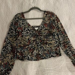 H&M black floral crop blouse